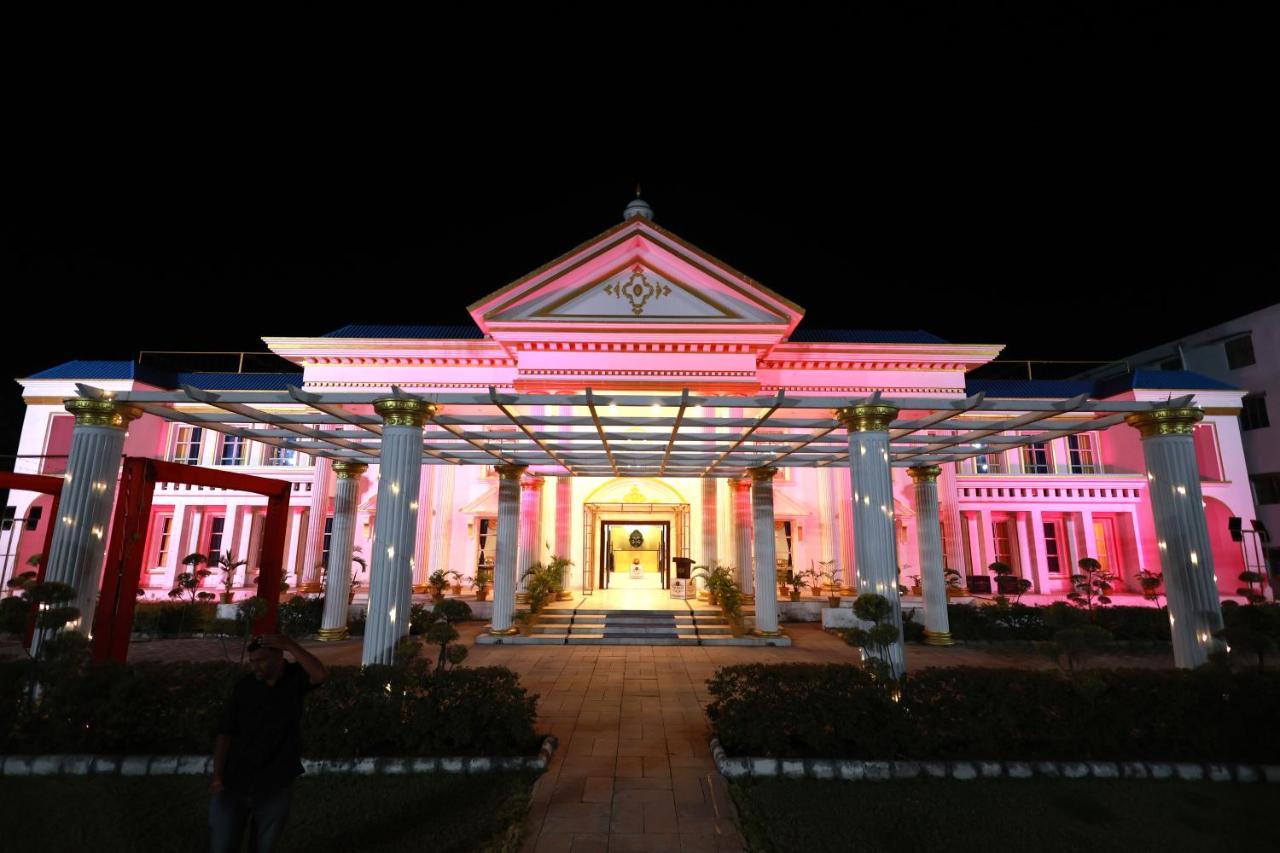 The Royal Palace Dewas Luaran gambar